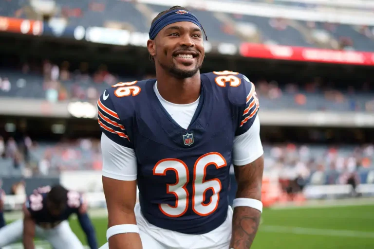Jonathan Owens Career Highlights: From Underdog to NFL Star